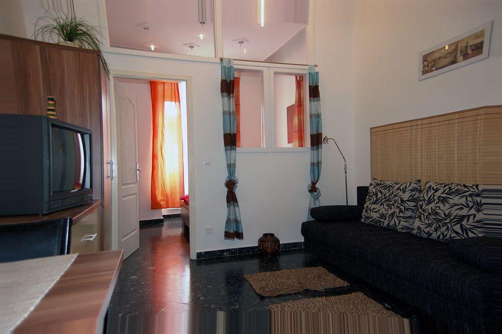 Belvaros Apartmanhaz Sopron