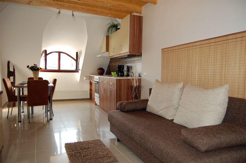 Belvaros Apartmanhaz Apartmán *
